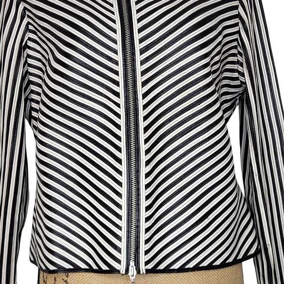 Bagatelle NYC Stretch Black & White Striped Cropped Leather Jacket Size 12 - Picture 4 of 12